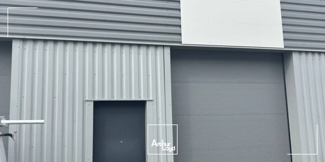 Locaux d'activité & Entrepôts - Location - VENISSIEUX - 69200 - 132-132 - 7663765