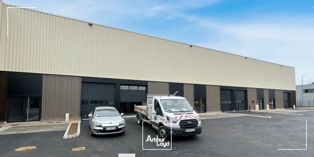 Locaux d'activité & Entrepôts - Vente - RILLIEUX LA PAPE - 69140 - 230-3543 - 7663825