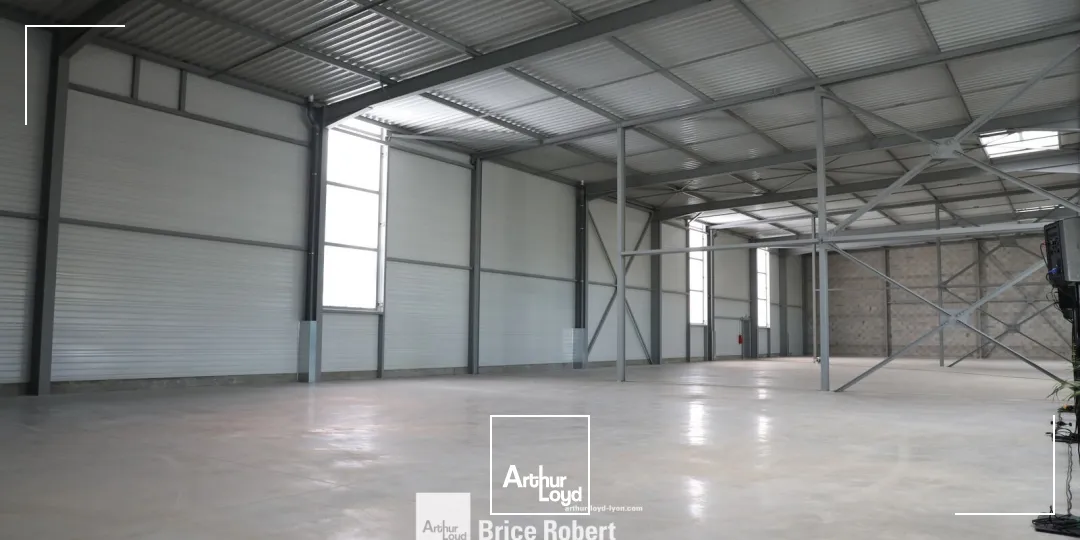 Locaux d'activité & Entrepôts - Location - PIERRE BENITE - 69310 - 531-2382 - 7663906