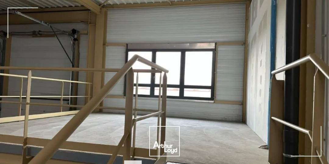 Locaux d'activité & Entrepôts - Location - BOURGOIN JALLIEU - 38300 - 234-234 - 7663919