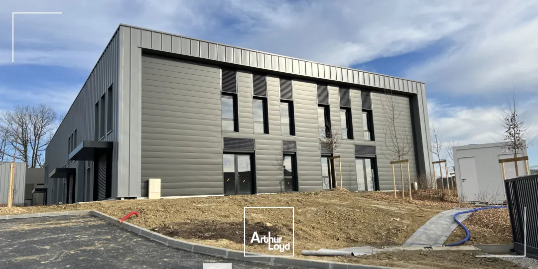 Locaux d'activité & Entrepôts - Location - MIONNAY - 01390 - 259-1001 - 7663952