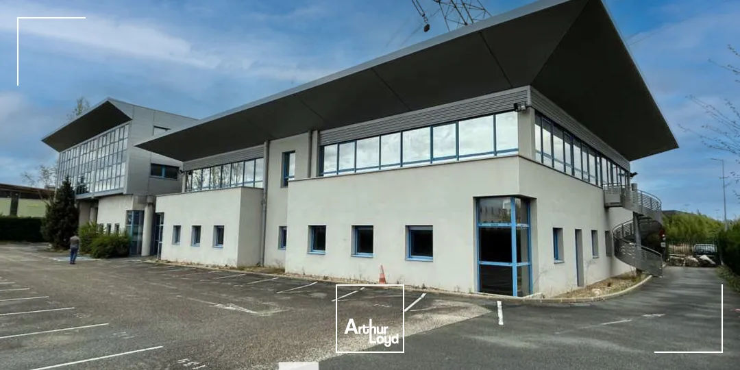 Locaux d'activité & Entrepôts - Vente - CIVRIEUX D'AZERGUES - 69380 - 4266-4266 - 7664051