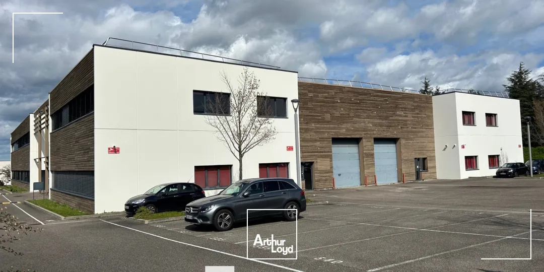 Locaux d'activité & Entrepôts - Location - SAINT PRIEST - 69800 - 203.14-1990.3 - 7664065