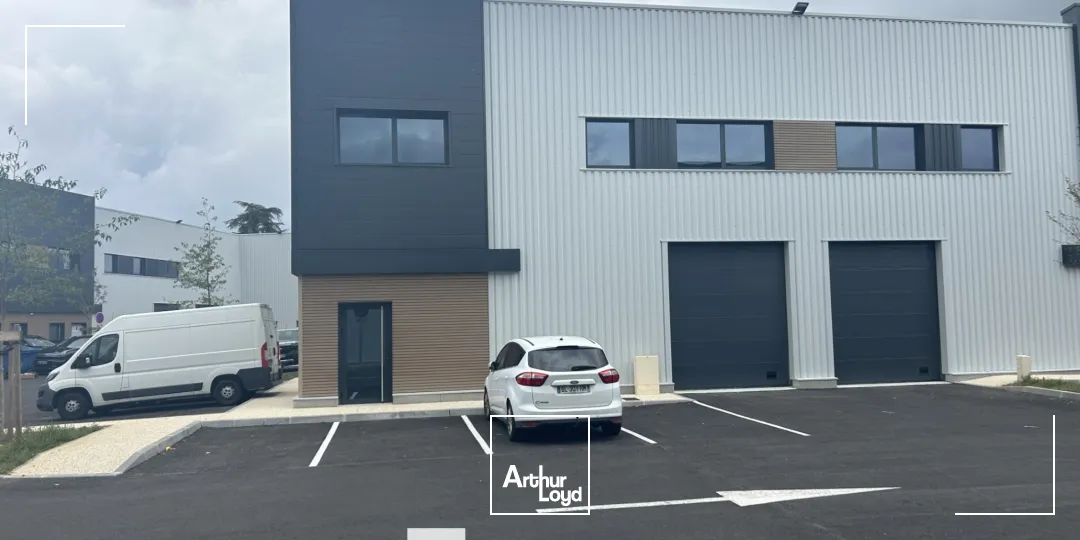 Locaux d'activité & Entrepôts - Location - LA TOUR DE SALVAGNY - 69890 - 242.87-584.98 - 7664095