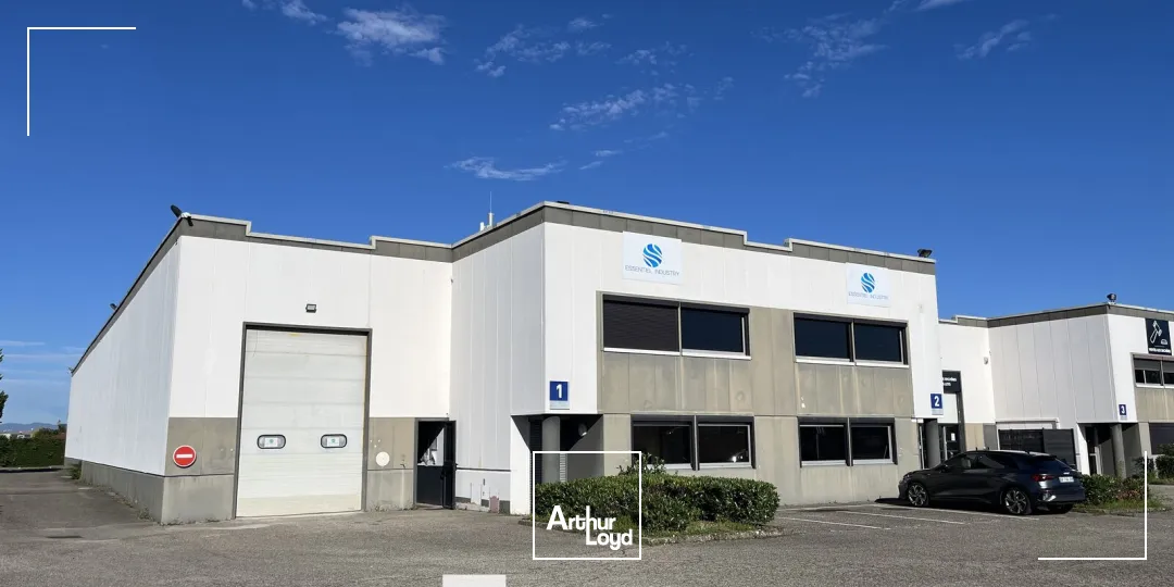 Locaux d'activité & Entrepôts - Location - DECINES CHARPIEU - 69150 - 363-2289 - 7664122