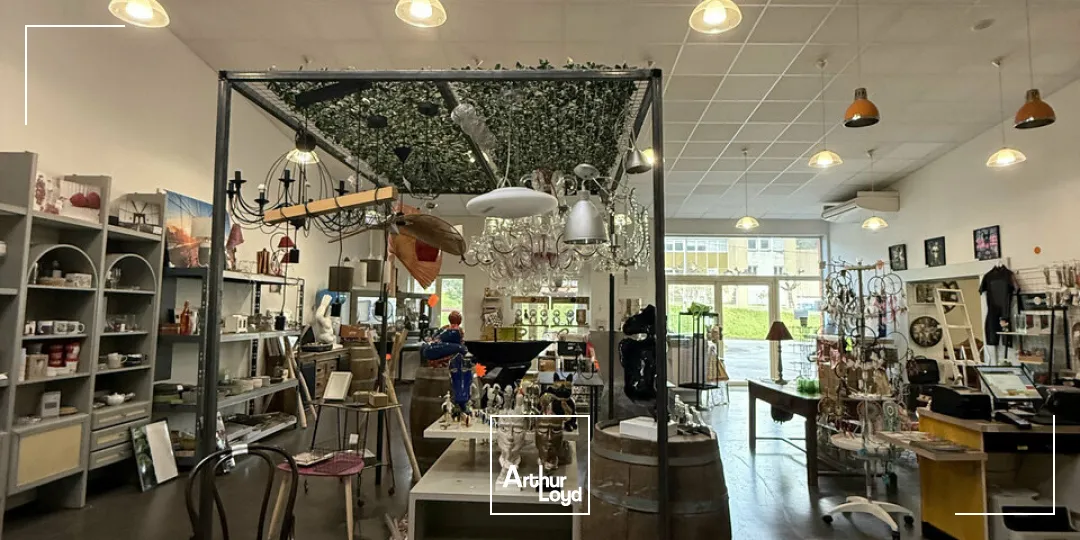 Locaux commerciaux - Location - SARLAT-LA-CANÉDA - 24200 - 600-600 - 7664268