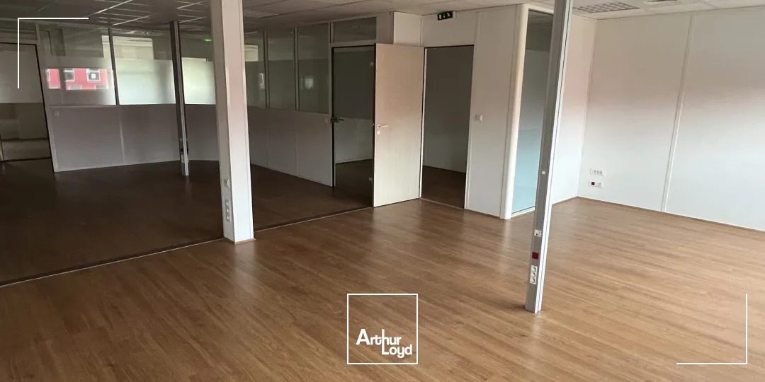 Bureaux - Location - ORVAULT - 44700 - 135.58-451.4 - 7664516