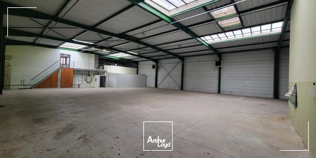 Locaux d'activité & Entrepôts - Vente - Audincourt - 25400 - 880-880 - 7664753