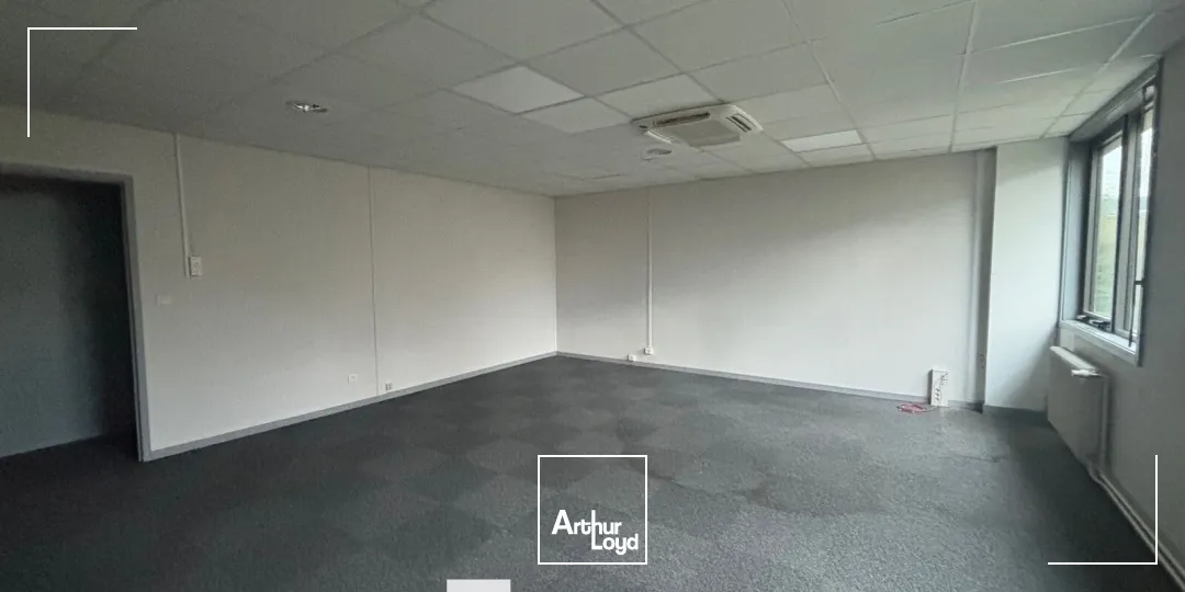 Locaux d'activité & Entrepôts - Location - DARDILLY - 69570 - 206-1972 - 7664766