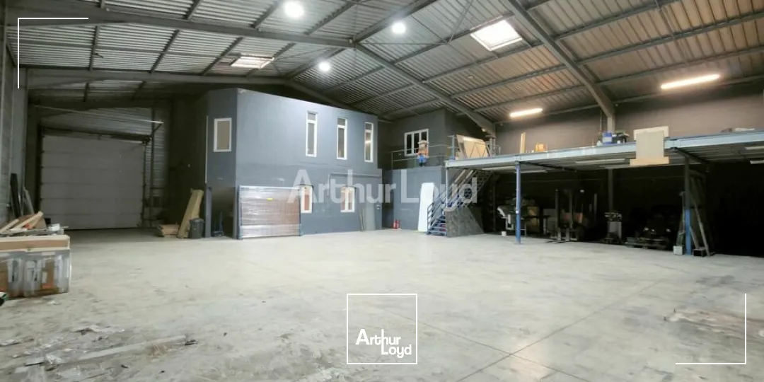 Locaux d'activité & Entrepôts - Location - ISLES SUR SUIPPE - 51110 - 663-663 - 7665139