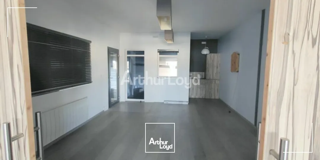 Locaux d'activité & Entrepôts - Location - ISLES SUR SUIPPE - 51110 - 663-663 - 7665147