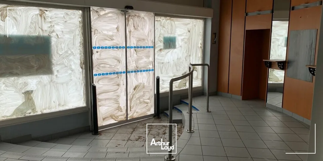 Locaux commerciaux - Location - BOURGES - 18000 - 370-370 - 7665222