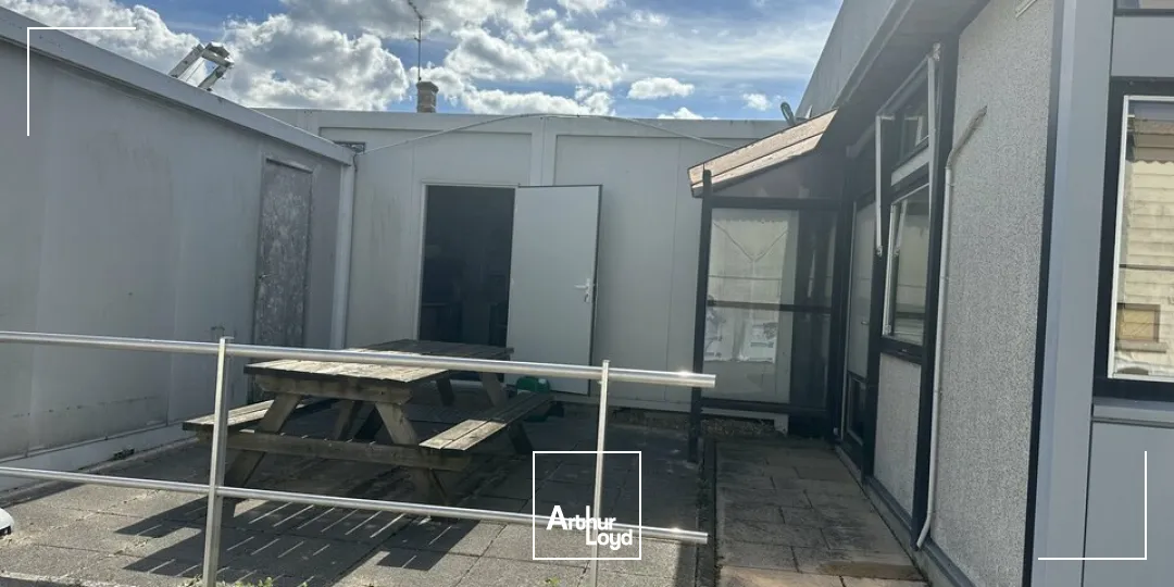 Locaux d'activité & Entrepôts - Location - SAINT GERMAIN DU PUY - 18390 - 350-350 - 7665229