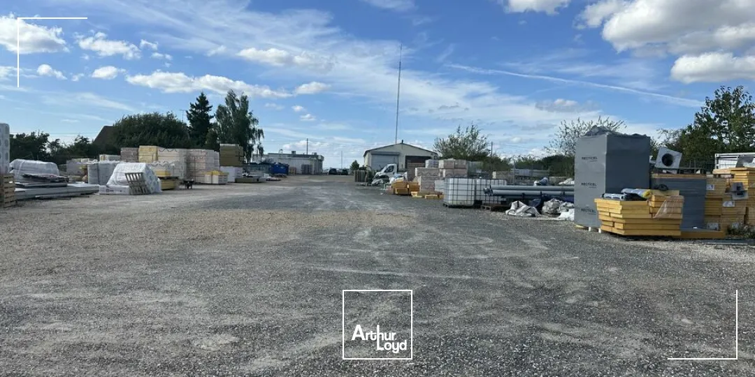 Locaux d'activité & Entrepôts - Location - SAINT GERMAIN DU PUY - 18390 - 350-350 - 7665235