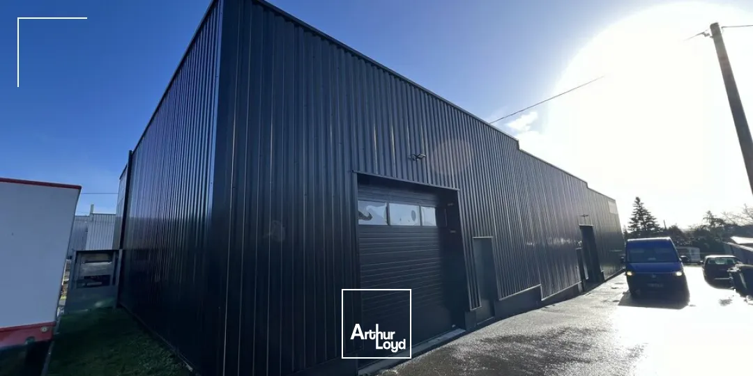 Locaux d'activité & Entrepôts - Location - GENSAC-LA-PALLUE - 16130 - 150-150 - 7665302