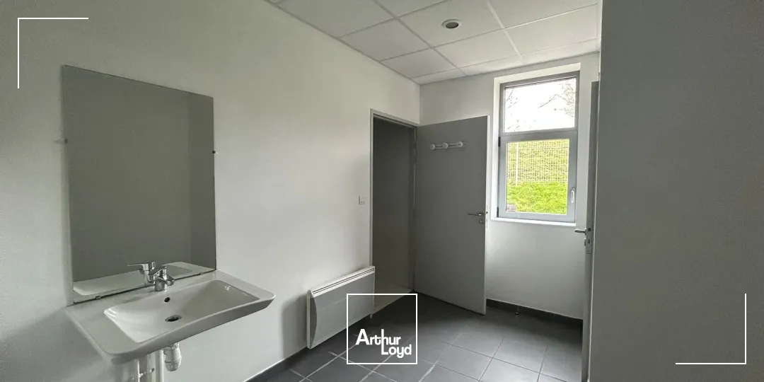 Locaux d'activité & Entrepôts - Location - SAINT NAZAIRE - 44600 - 1116-1116 - 7665526