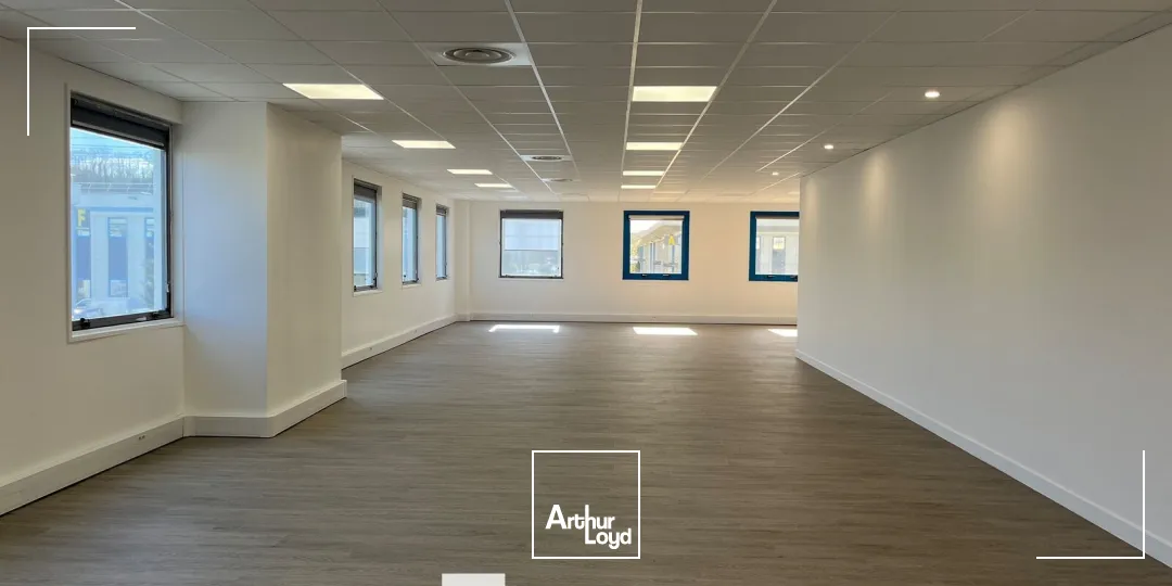 Locaux d'activité & Entrepôts - Vente - SAINT QUENTIN FALLAVIER - 38070 - 257-1583.6 - 7665864