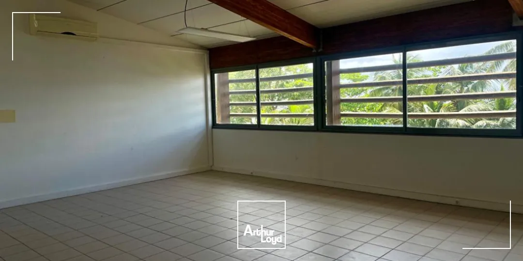 Bureaux - Vente - Capesterre Belle Eau - 97130 - 162-162 - 7665939