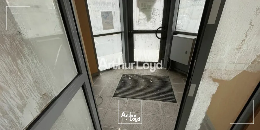 Locaux commerciaux - Vente - CHÂLONS-EN-CHAMPAGNE - 51000 - 134-134 - 7666106