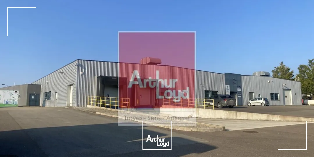 Locaux d'activité & Entrepôts - Location - FONTAINE-LES-GRES - 10280 - 2500-5000 - 7666118