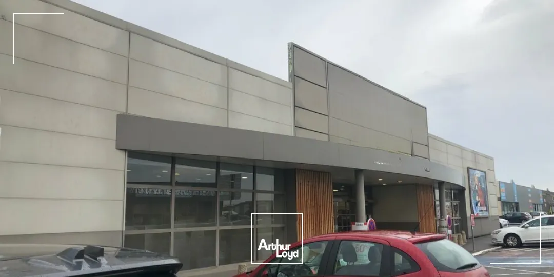 Locaux commerciaux - Location - SAINT GERMAIN DU PUY - 18390 - 1025-1025 - 7666133