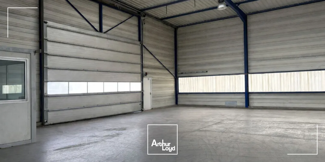 Locaux d'activité & Entrepôts - Location - SAINT CYR EN VAL - 45590 - 1556.31-1556.31 - 7666379