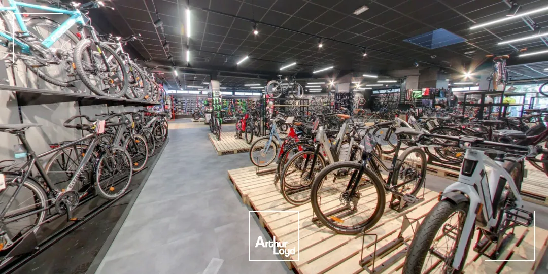 Locaux commerciaux - Location - SAINT HERBLAIN - 44800 - 962-962 - 7666434