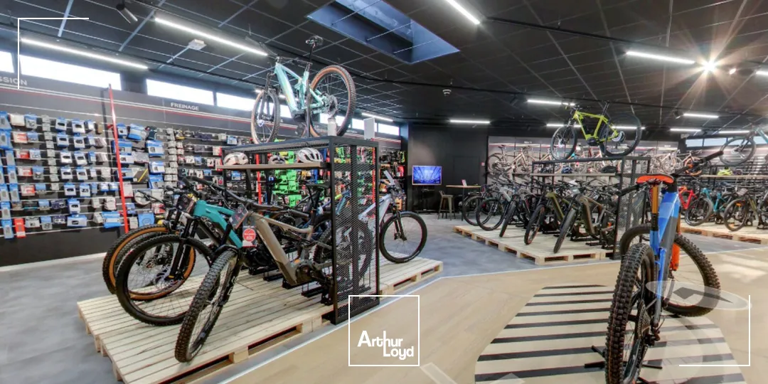 Locaux commerciaux - Location - SAINT HERBLAIN - 44800 - 962-962 - 7666436