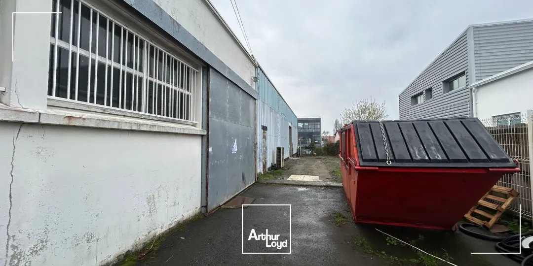 Locaux commerciaux - Location - SAINT HERBLAIN - 44800 - 962-962 - 7666446