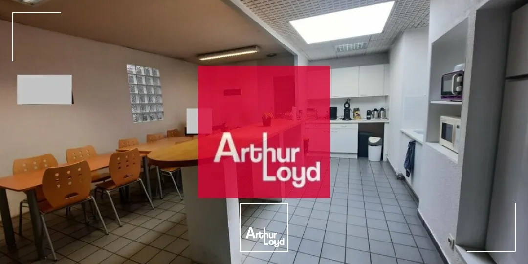 Locaux d'activité & Entrepôts - Vente - RIOM - 63200 - 965-965 - 7666770