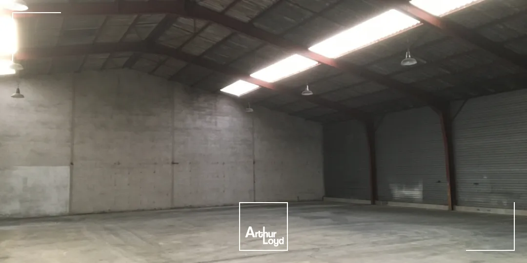 Locaux d'activité & Entrepôts - Location - CHAMBRAY LES TOURS - 37170 - 550-550 - 7667805