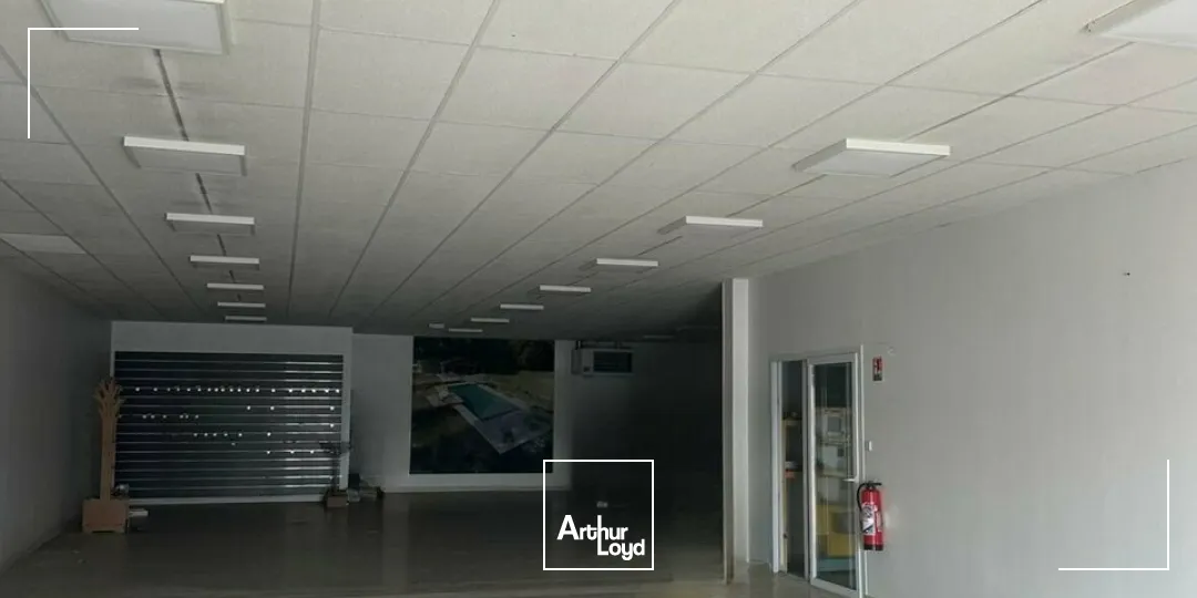 Locaux commerciaux - Location - SAINT GERMAIN DU PUY - 18390 - 290-290 - 7667829