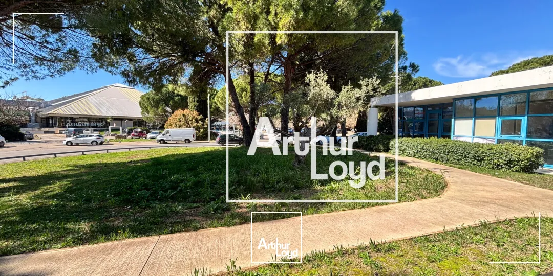 Locaux commerciaux - Location - NIMES - 30900 - 773-773 - 7667896