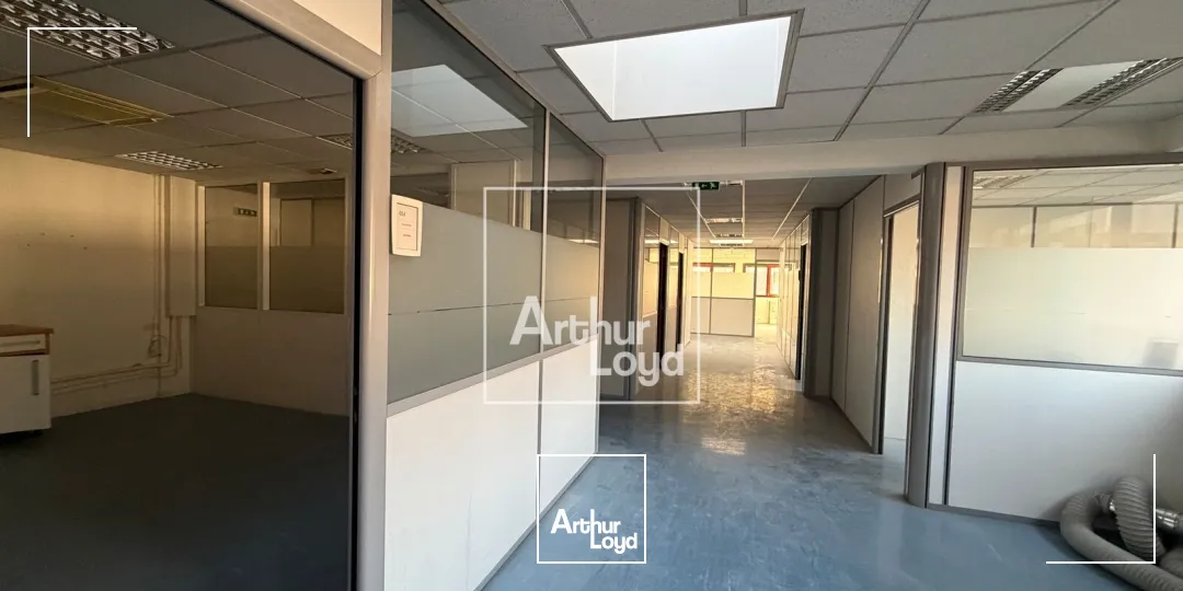 Bureaux - Vente - LA TRONCHE - 38700 - 456-456 - 7668095