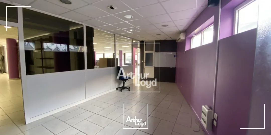 Locaux commerciaux - Location - SAINT MARTIN LE VINOUX - 38950 - 553.7-553.7 - 7668258