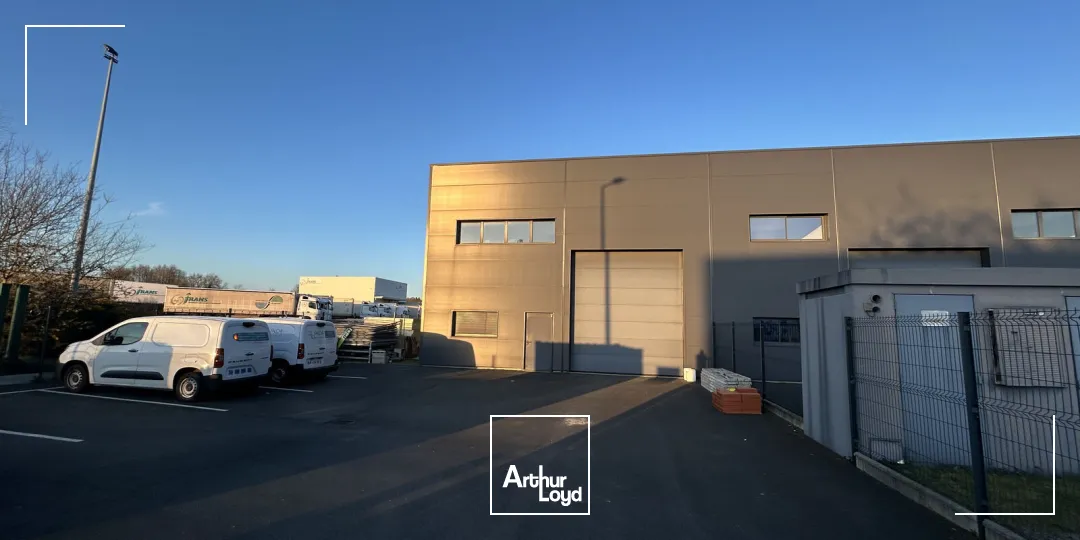 Locaux d'activité & Entrepôts - Location - VIGNEUX DE BRETAGNE - 44360 - 300-300 - 7668403