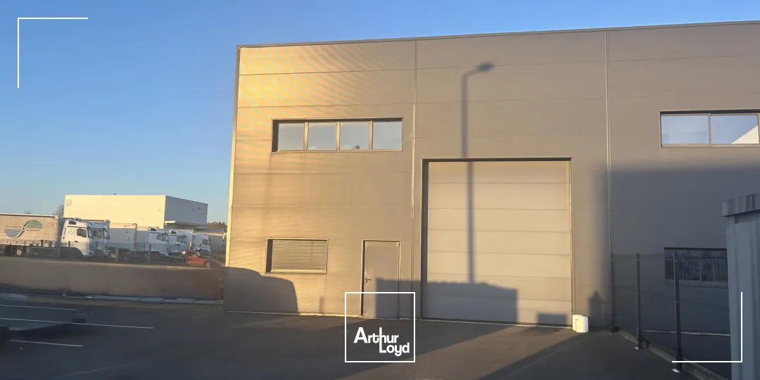 Locaux d'activité & Entrepôts - Location - VIGNEUX DE BRETAGNE - 44360 - 300-300 - 7668396