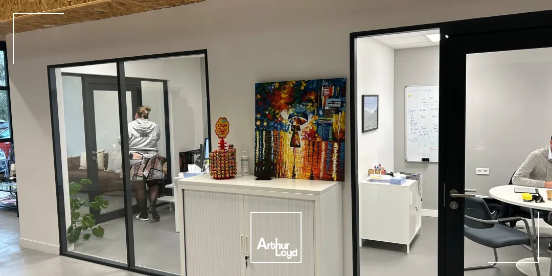 Locaux d'activité & Entrepôts - Location - PONT A MARCQ - 59710 - 245-245 - 7668512