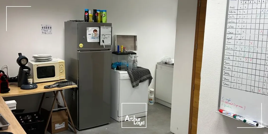 Locaux d'activité & Entrepôts - Location - PONT A MARCQ - 59710 - 245-245 - 7668511