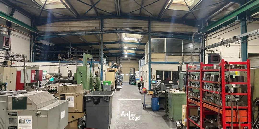 Locaux d'activité & Entrepôts - Location - DOUVRIN - 62138 - 2200-2200 - 7668516