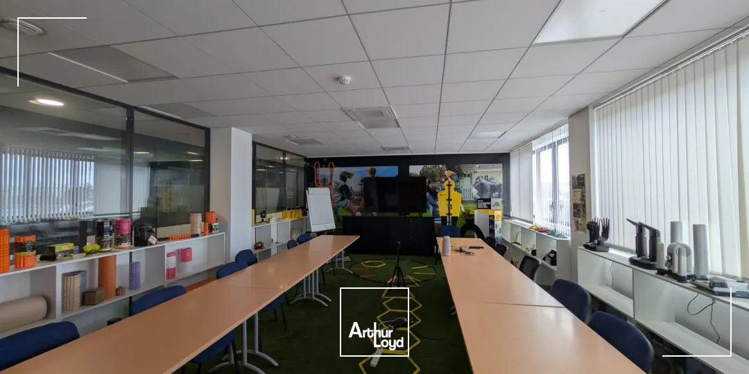 Locaux d'activité & Entrepôts - Location - LIMAY - 78520 - 6000-6000 - 7668541