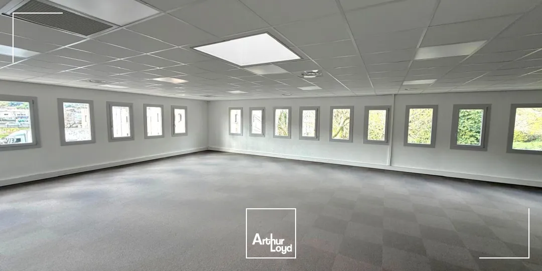 Bureaux - Location - LA PENNE SUR HUVEAUNE - 13821 - 255-648 - 7668591