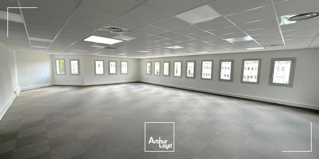 Bureaux - Location - LA PENNE SUR HUVEAUNE - 13821 - 255-648 - 7668593