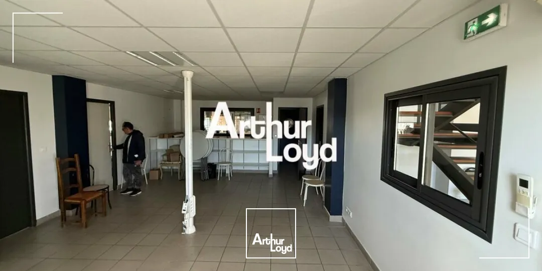 Locaux d'activité & Entrepôts - Location - FRÉJUS - 83600 - 280-280 - 7668849