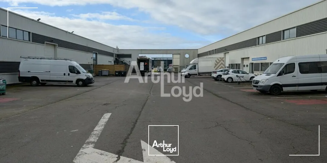 Locaux d'activité & Entrepôts - Location - CHARTRES-DE-BRETAGNE - 35131 - 260-260 - 7668917