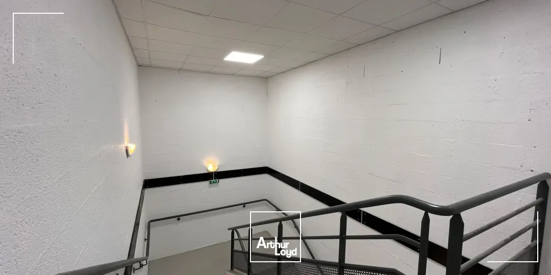 Bureaux - Location - SAINT MAXIMIN - 60740 - 81.98-187.28 - 7669006