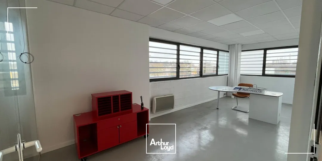 Bureaux - Location - SAINT MAXIMIN - 60740 - 81.98-187.28 - 7669003