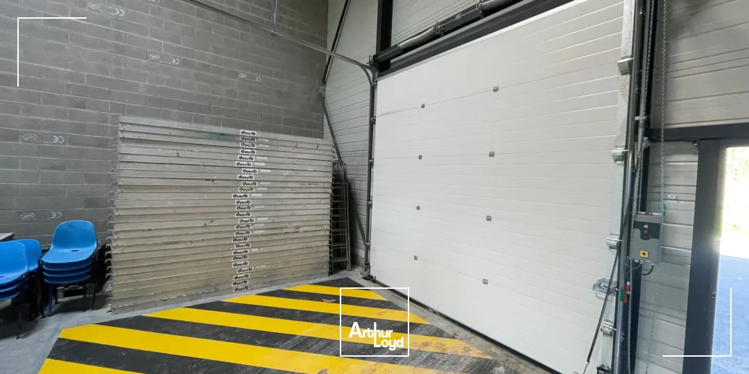 Locaux d'activité & Entrepôts - Location - BEAUVAIS - 60000 - 300-1200 - 7669012