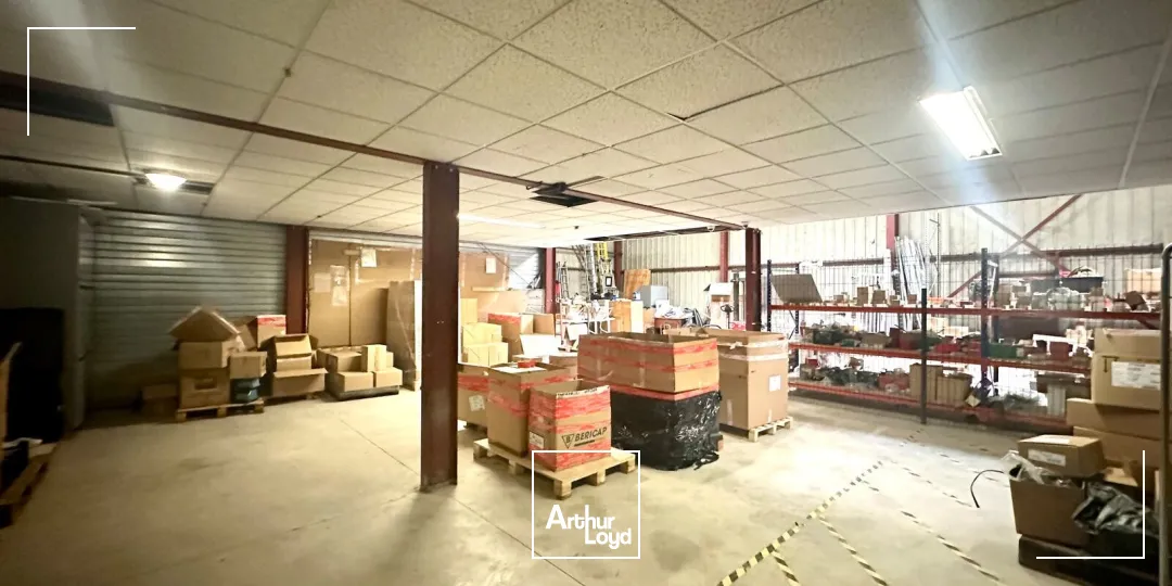 Locaux d'activité & Entrepôts - Location - SAINT VICTORET - 13730 - 590-590 - 7669043