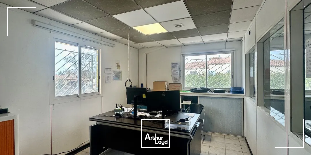 Locaux d'activité & Entrepôts - Location - SAINT VICTORET - 13730 - 590-590 - 7669047